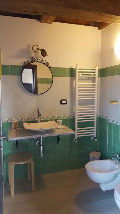 Vezzi Portio B&B La Taverna Degli Angeli מראה חיצוני תמונה