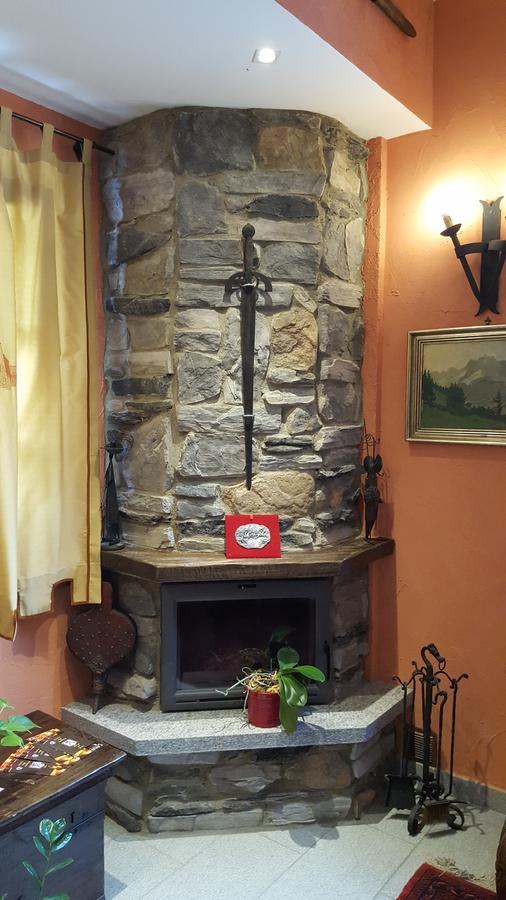 Vezzi Portio B&B La Taverna Degli Angeli מראה חיצוני תמונה